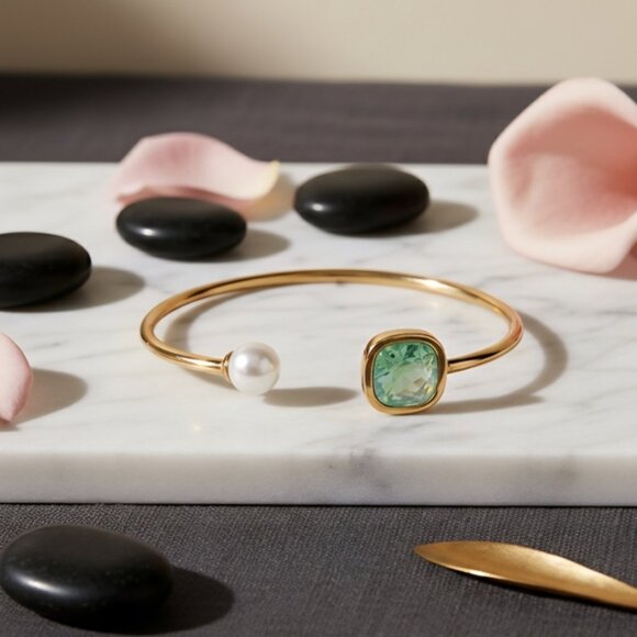 Elegant 18K Gold Plated Stainless Steel Aquamarine Pearl Cuff Bracelet Studs - Picture 10 of 12